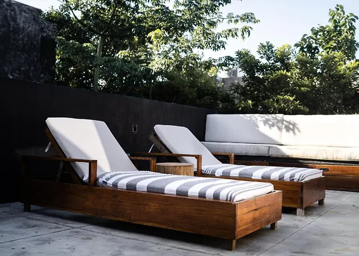 Villa Luxury Trio Villas, 7 Pools, 12 Brs, 32 Pax *