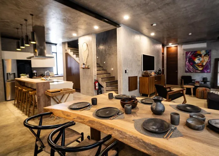 Luxury Trio Villas, 7 Pools, 12 Brs, 32 Pax * Tulum Pueblo