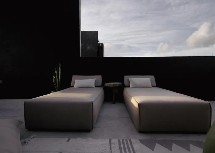 Luxury Trio Villas, 7 Pools, 12 Brs, 32 Pax Villa *