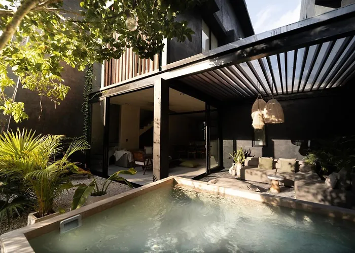 Luxury Trio Villas, 7 Pools, 12 Brs, 32 Pax Tulum