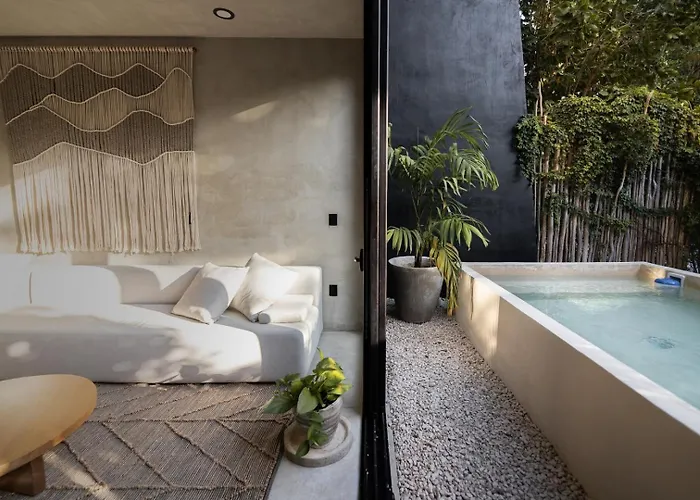 Luxury Trio Villas, 7 Pools, 12 Brs, 32 Pax Villa *